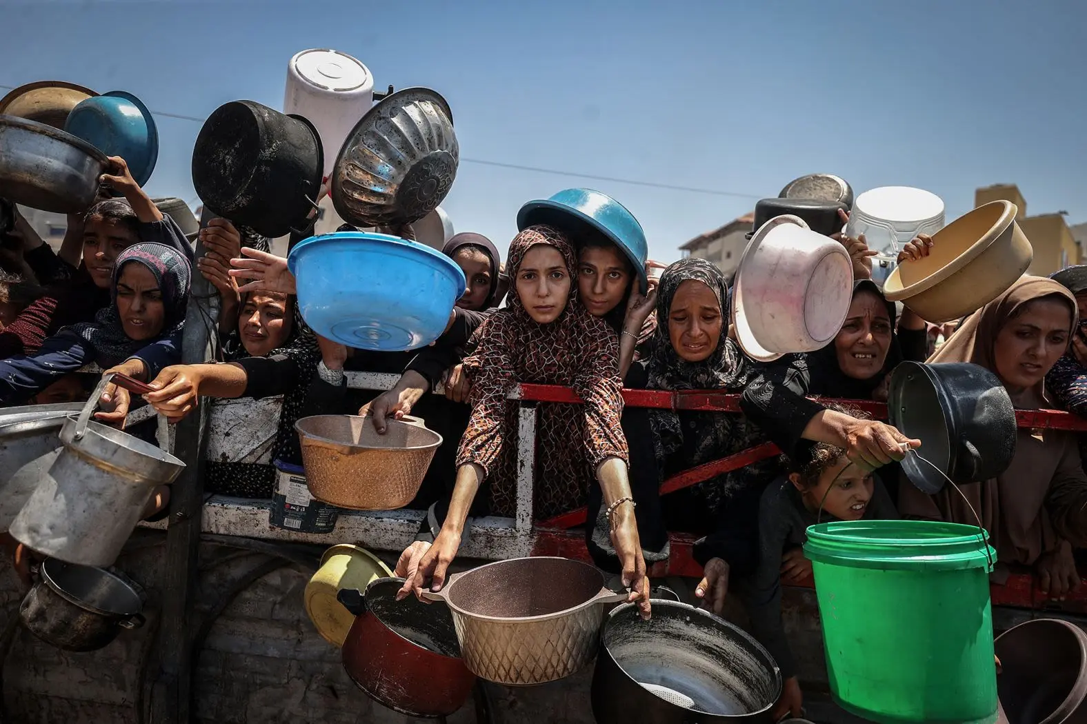 The Palestinian Ministry of Health warned that the humanitarian crisis has reached a critical point in its third year of war. Photo: CNN.