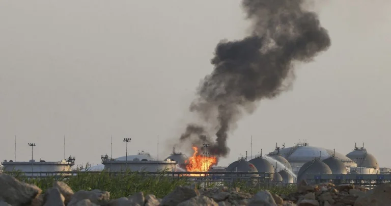 Attack on Riyadh airport in Saudi Arabia kills one Pakistani resident and injures 11 people.