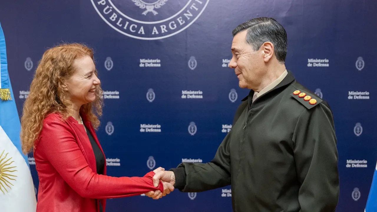 The Argentine Ministry of Defense announced that the memorandum signed with Israel will expand cooperation and exchange, "advancing in equipment, technology, innovation and development." Photo: Argentine Ministry of Defense.