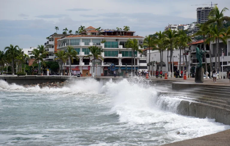 Hurricane Simon Mexico approaching Pacific coast