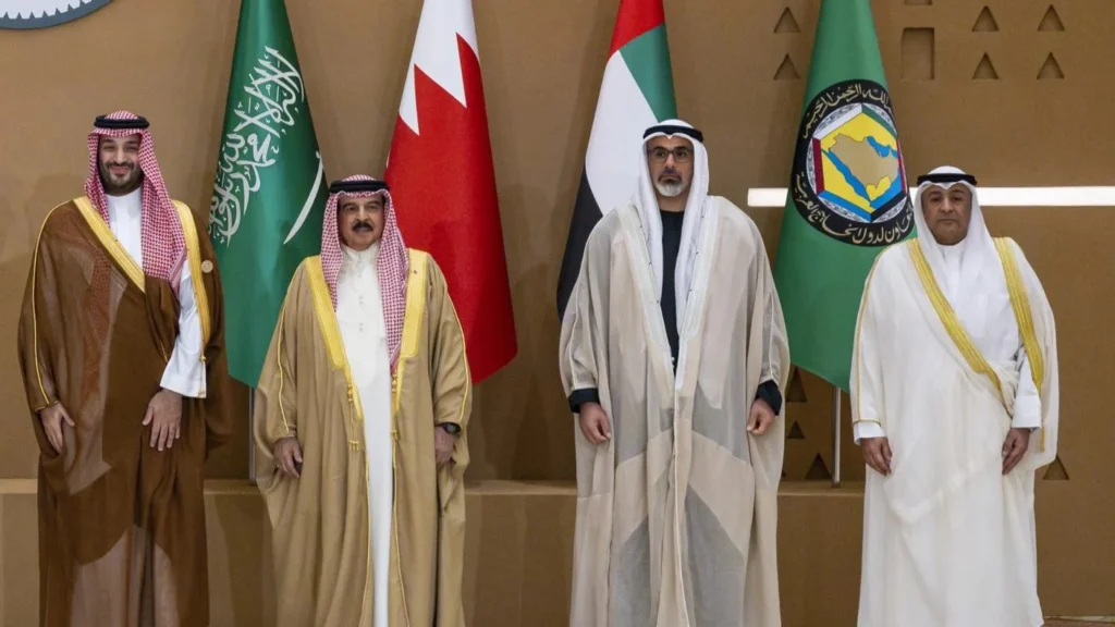 (FILE) A handout photo made available by the UAE Presidential Court shows (L-R), Saudi Crown Prince Mohammed bin Salman bin Abdulaziz Al Saud, Bahrain's King Hamad bin Isa Al Khalifa, Crown Prince of Abu Dhabi Sheikh Khaled bin Mohamed bin Zayed Al Nahyan and Gulf Cooperation Council Secretary-General Jasem Mohamed Al Budaiwi posing for a family photo during the summit between the Gulf Cooperation Council (GCC) and the United States, at the Ritz-Carlton in Riyadh, Saudi Arabia, 14 May 2025. Photo: EFE.